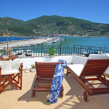 Villa Yiannoula Скопелос Екстериор снимка
