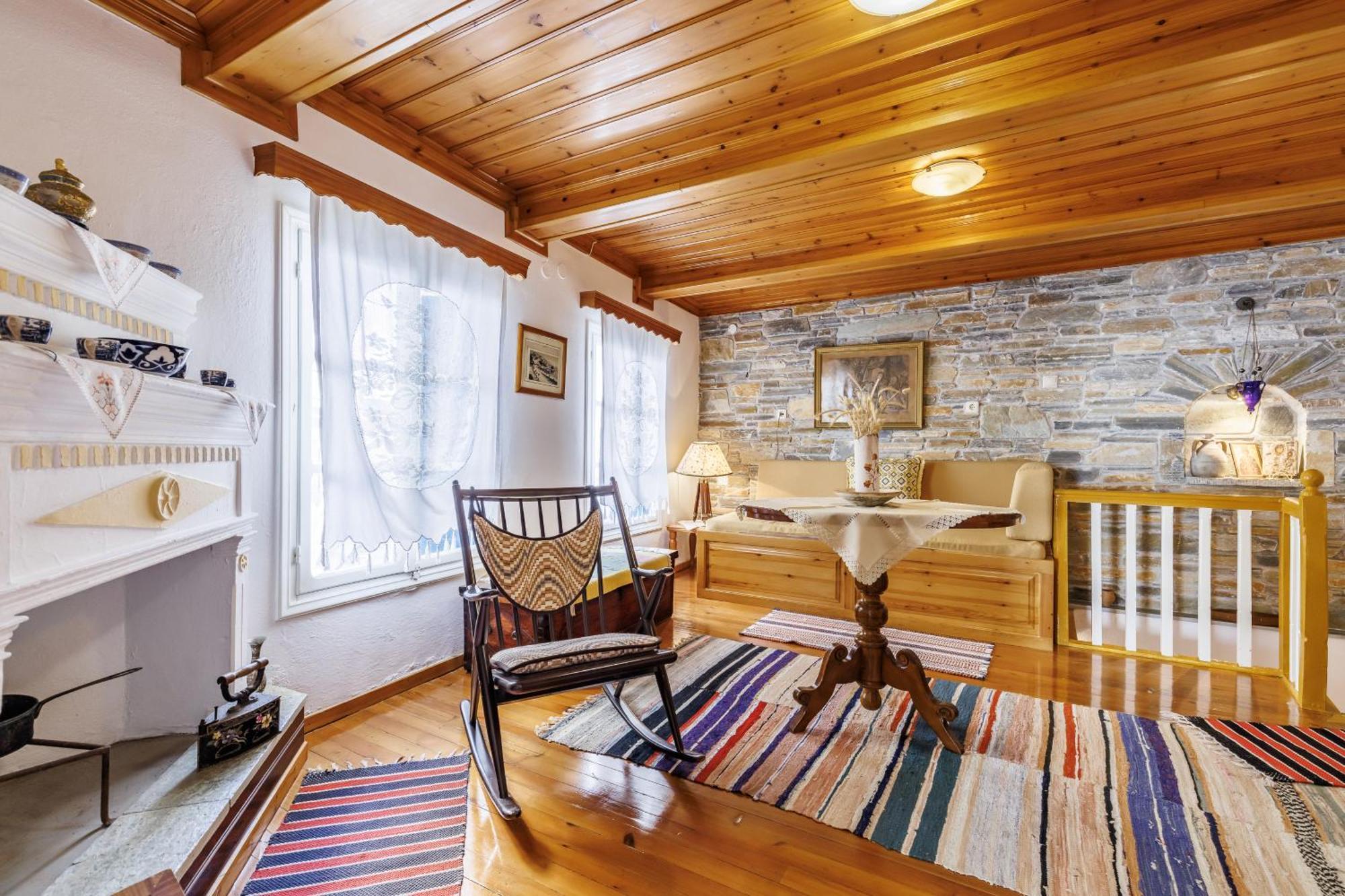 Villa Yiannoula Скопелос Екстериор снимка