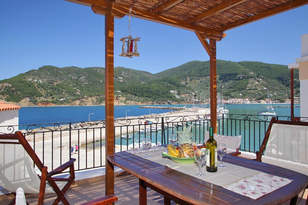 Villa Yiannoula Скопелос Екстериор снимка